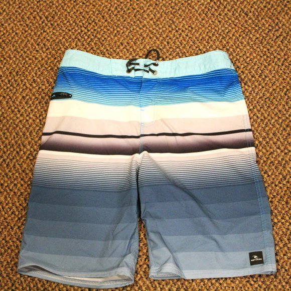 Rip Curl Mirage Blue Men's Swim Wear Board Shorts 32-inch waist 9inch inseam - Picture 1 of 7